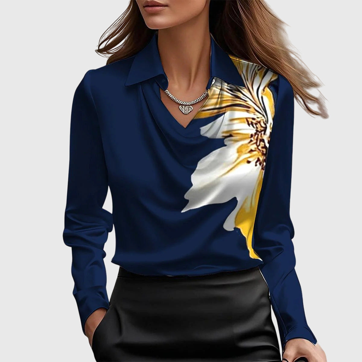 Sylvie | Blouse à l'éclat luxueux et col plissé