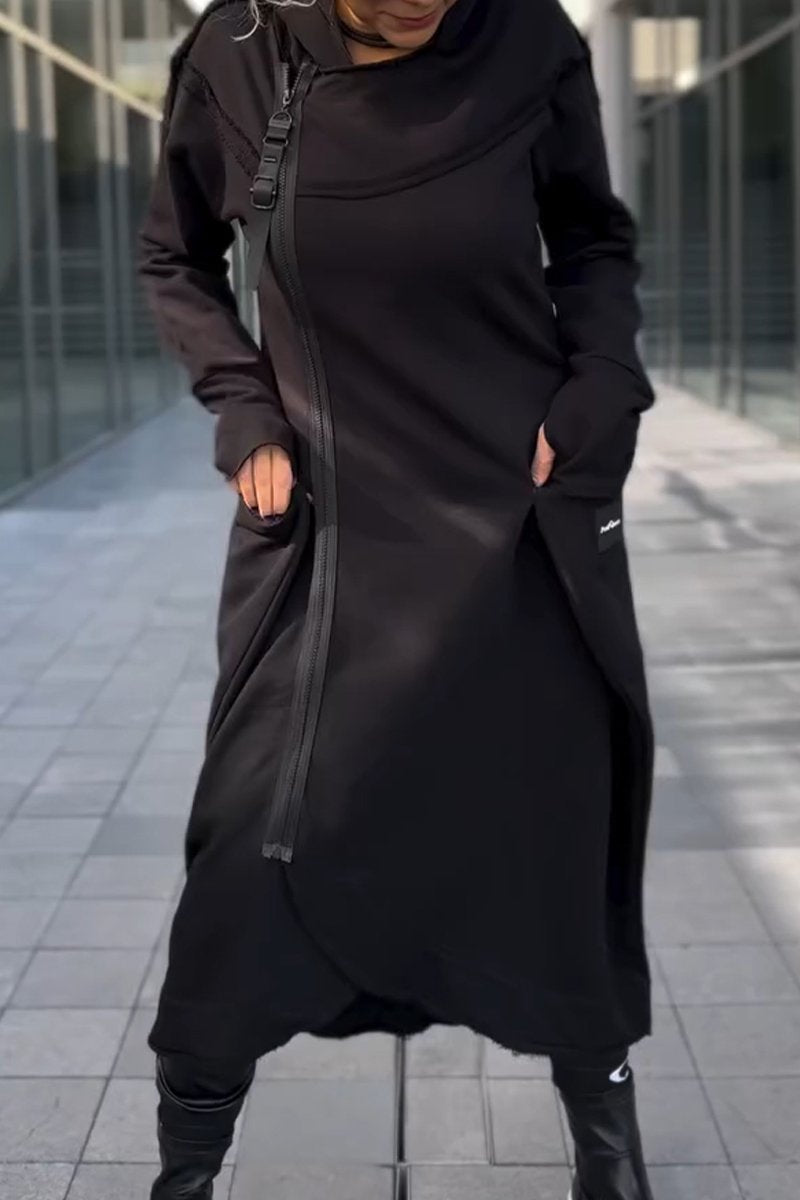 Hildegard | Robe à capuche à manches longues et ourlet asymétrique